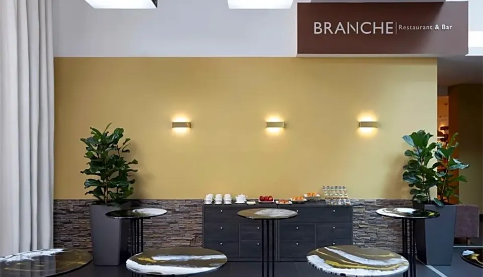 هتل گلدن تولیپ رزا خوتور